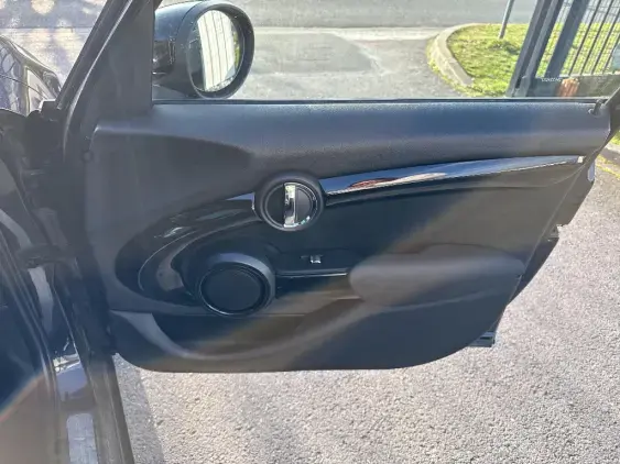 MINI MINI 5 PORTES III - voiture d'occasion - Photo 18