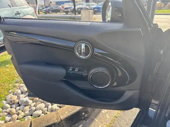 MINI MINI 5 PORTES III - voiture d'occasion - Photo 17