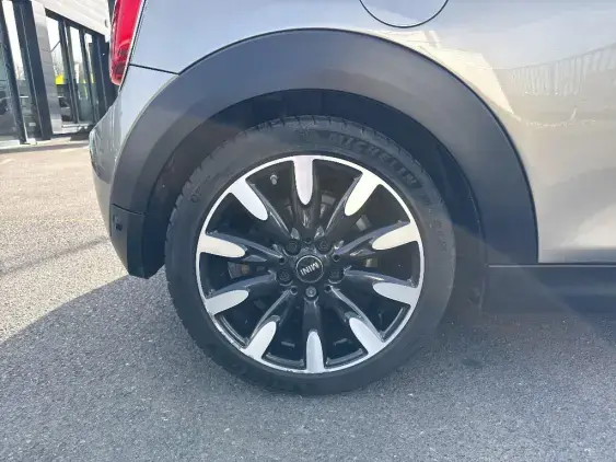 MINI CABRIOLET F57 LCI - voiture d'occasion - Photo 20