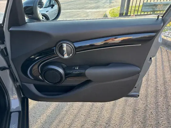 MINI MINI 5 PORTES III - voiture d'occasion - Photo 17