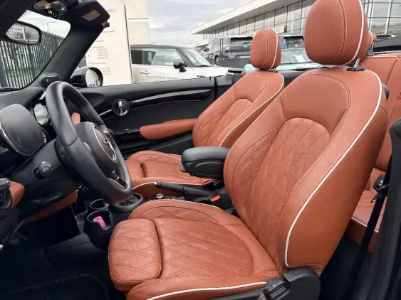 MINI CABRIO III - voiture d'occasion - Photo 15