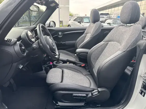 MINI CABRIOLET F57 LCI - voiture d'occasion - Photo 15