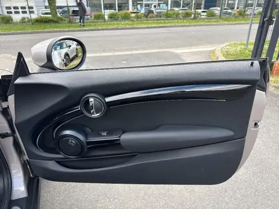 MINI CABRIO III - voiture d'occasion - Photo 17