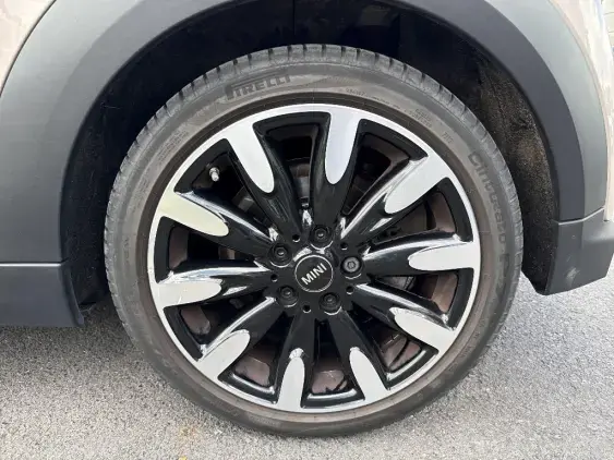 MINI CABRIO III - voiture d'occasion - Photo 21