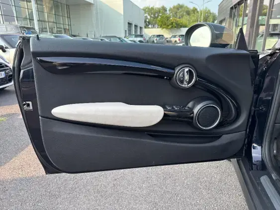 MINI CABRIOLET F57 LCI - voiture d'occasion - Photo 17