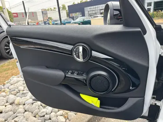 MINI MINI 5 PORTES III - voiture d'occasion - Photo 17