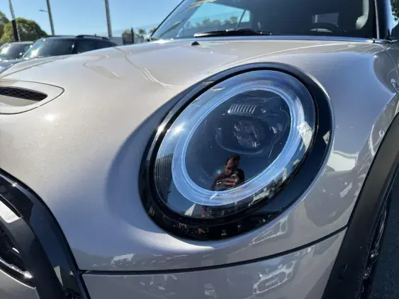 MINI CABRIO III - voiture d'occasion - Photo 19