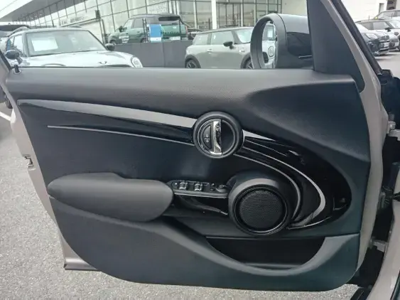 MINI MINI 5 PORTES III - voiture d'occasion - Photo 18