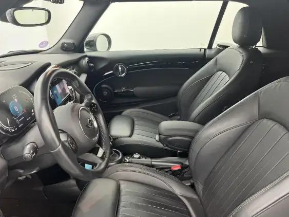 MINI CABRIO III - voiture d'occasion - Photo 18