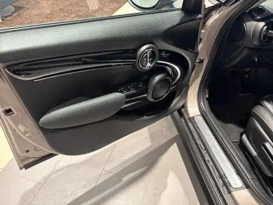 MINI MINI 5 PORTES III - voiture d'occasion - Photo 14