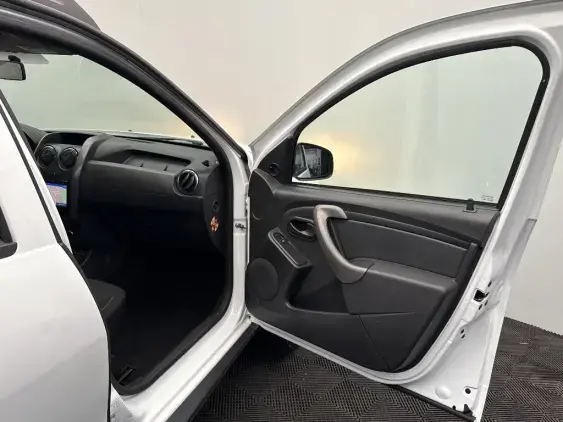 DACIA DUSTER - voiture d'occasion - Photo 18