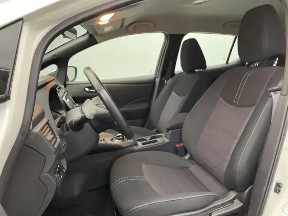 NISSAN LEAF II - voiture d'occasion - Photo 18