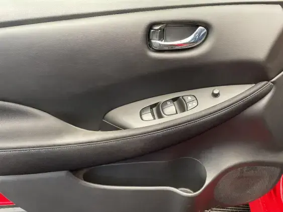 NISSAN LEAF II - voiture d'occasion - Photo 19