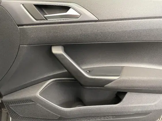 VOLKSWAGEN POLO VI - voiture d'occasion - Photo 20