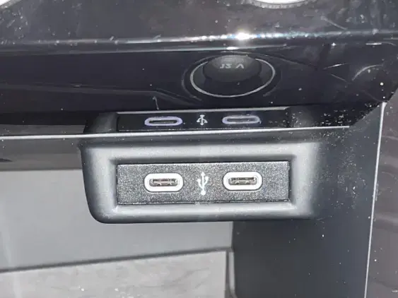 VOLKSWAGEN T-ROC - voiture d'occasion - Photo 21