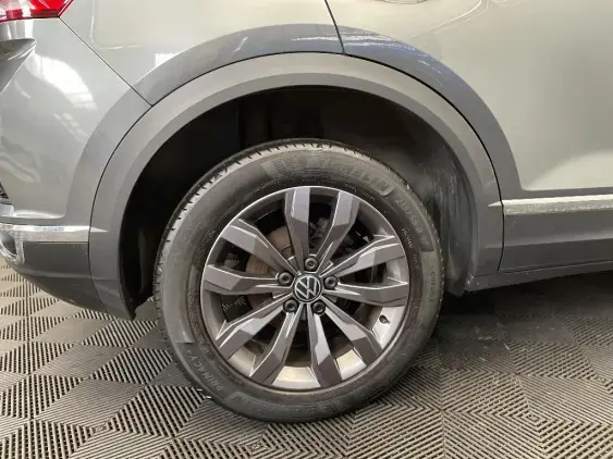 VOLKSWAGEN T-ROC - voiture d'occasion - Photo 25