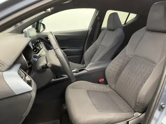 TOYOTA C-HR - voiture d'occasion - Photo 18