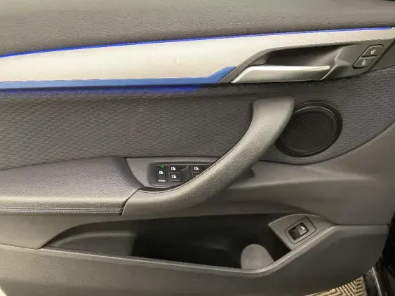 BMW X1 U11 - voiture d'occasion - Photo 19