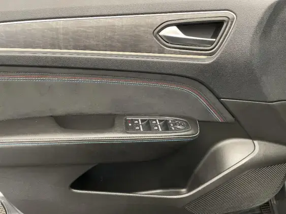 RENAULT ARKANA - voiture d'occasion - Photo 19