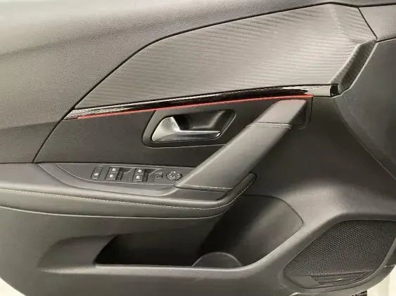 PEUGEOT 208 BUSINESS R II - voiture d'occasion - Photo 19