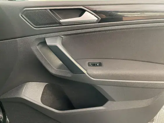 VOLKSWAGEN TIGUAN II - voiture d'occasion - Photo 20