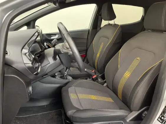 FORD FIESTA VII - voiture d'occasion - Photo 18