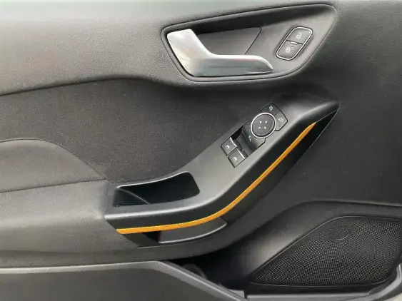 FORD FIESTA VII - voiture d'occasion - Photo 19