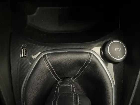 FORD FIESTA VII - voiture d'occasion - Photo 21