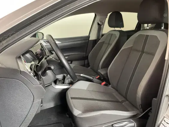 VOLKSWAGEN POLO VI - voiture d'occasion - Photo 18