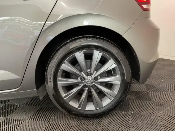 VOLKSWAGEN POLO VI - voiture d'occasion - Photo 24