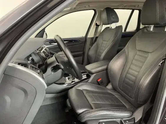 BMW X3 III - voiture d'occasion - Photo 18