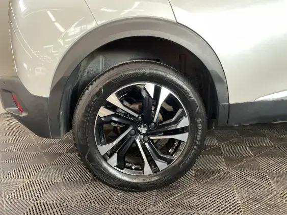 PEUGEOT 2008 II - voiture d'occasion - Photo 25