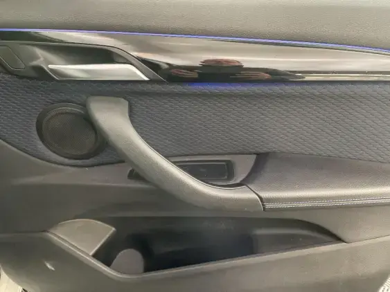 BMW X1 F48 LCI - voiture d'occasion - Photo 20