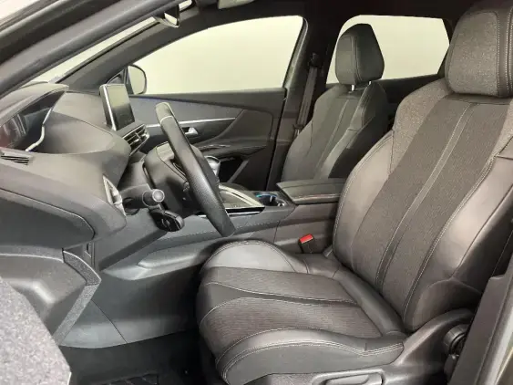 PEUGEOT 3008 II - voiture d'occasion - Photo 18