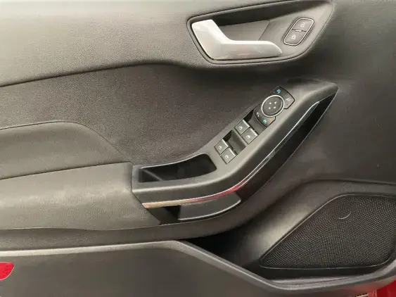 FORD FIESTA VII - voiture d'occasion - Photo 19