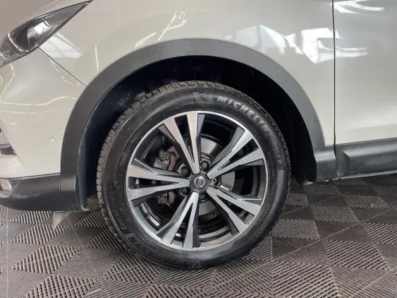 NISSAN QASHQAI II - voiture d'occasion - Photo 23