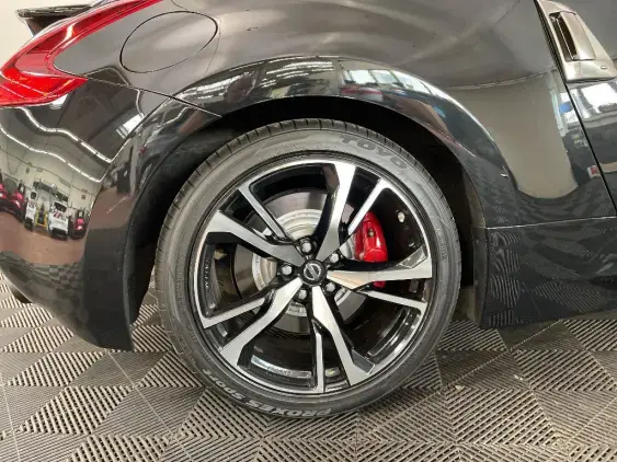 NISSAN 370Z - voiture d'occasion - Photo 25
