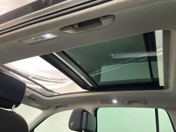 VOLKSWAGEN TIGUAN II - voiture d'occasion - Photo 17
