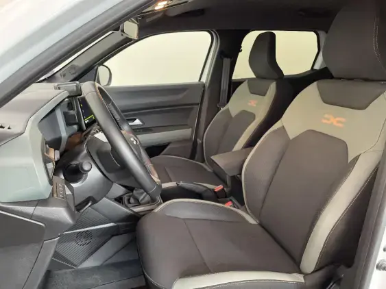 DACIA DUSTER III - voiture d'occasion - Photo 18