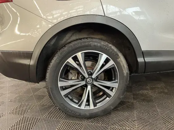 NISSAN QASHQAI II - voiture d'occasion - Photo 25