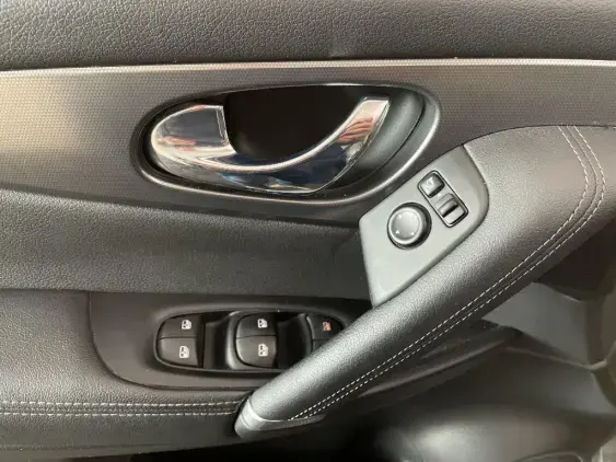 NISSAN QASHQAI II - voiture d'occasion - Photo 21