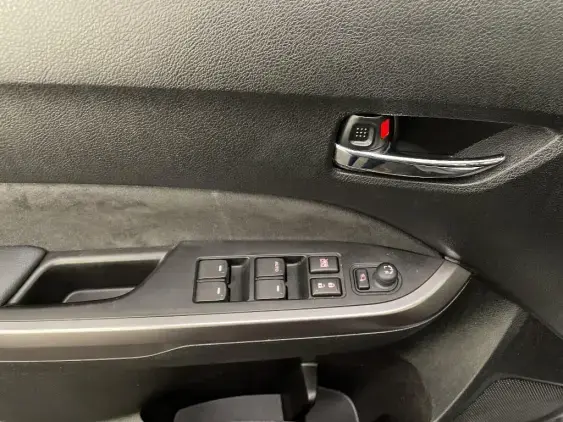 SUZUKI VITARA IV - voiture d'occasion - Photo 17
