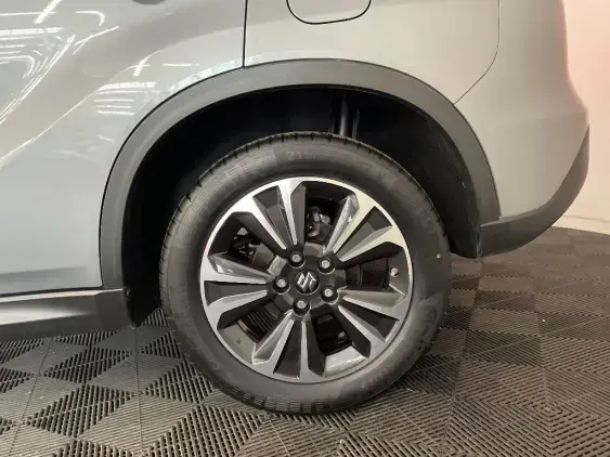 SUZUKI VITARA IV - voiture d'occasion - Photo 24