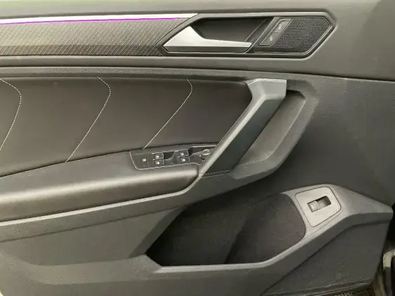 VOLKSWAGEN TIGUAN II - voiture d'occasion - Photo 19