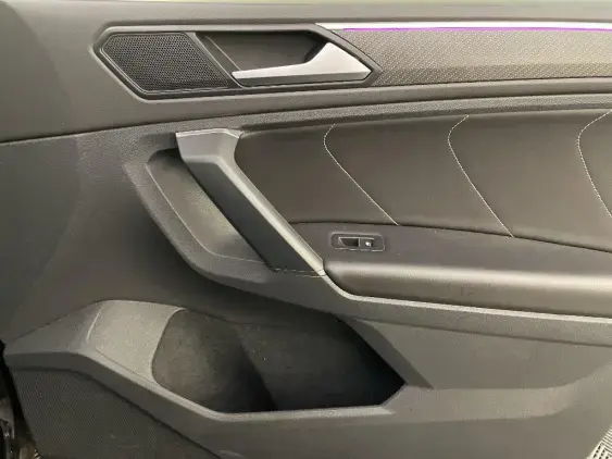 VOLKSWAGEN TIGUAN II - voiture d'occasion - Photo 20