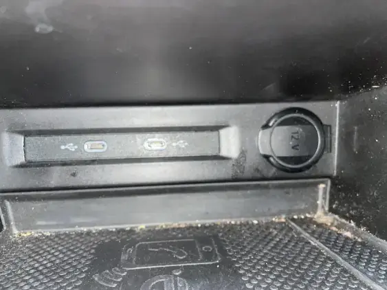 VOLKSWAGEN TIGUAN II - voiture d'occasion - Photo 21