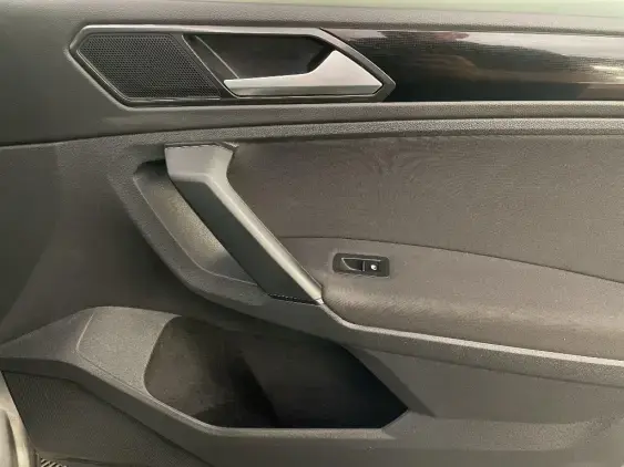 VOLKSWAGEN TIGUAN II - voiture d'occasion - Photo 20