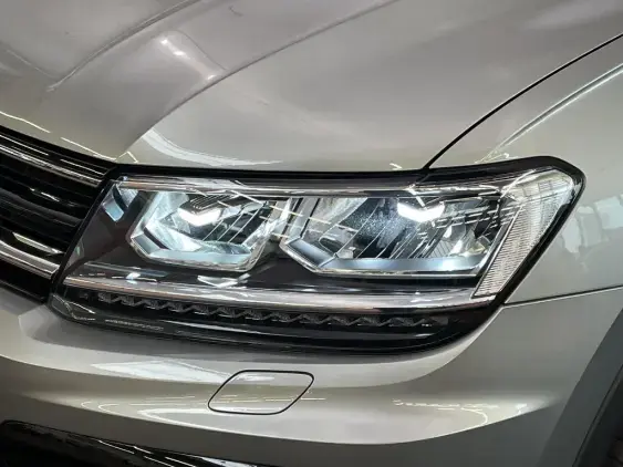 VOLKSWAGEN TIGUAN II - voiture d'occasion - Photo 22