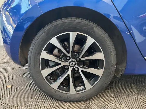 RENAULT CLIO V - voiture d'occasion - Photo 25