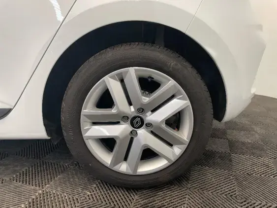 RENAULT CLIO V - voiture d'occasion - Photo 24